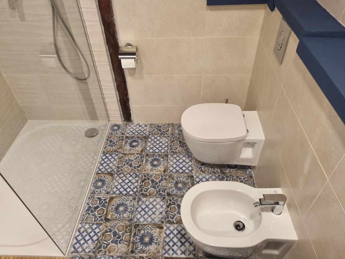 רוביני Rooms And Apartment Feral מראה חיצוני תמונה